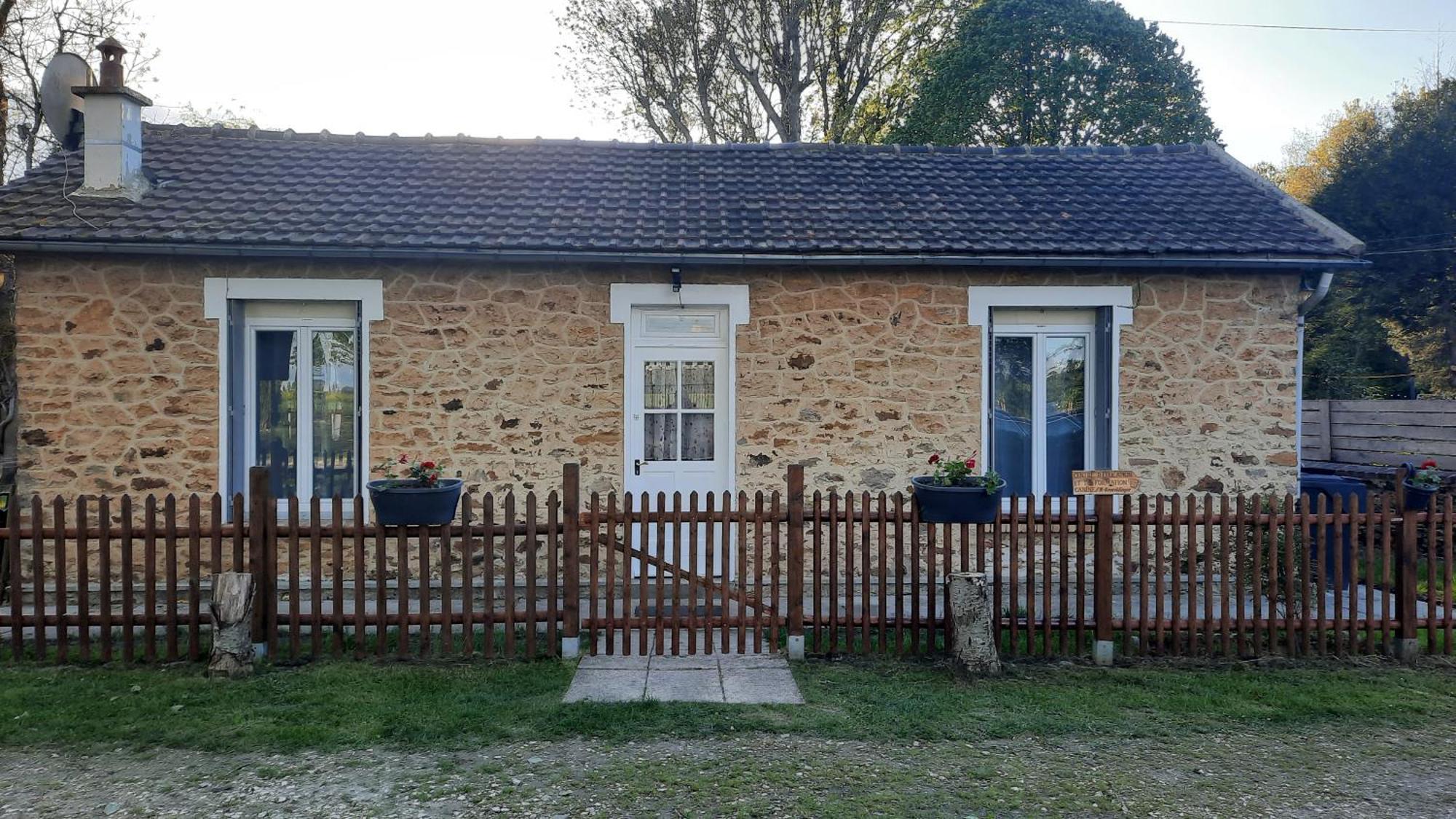 Gite Du Chateau De Chambonnieres Le Plessis-Feu-Aussoux Exterior foto